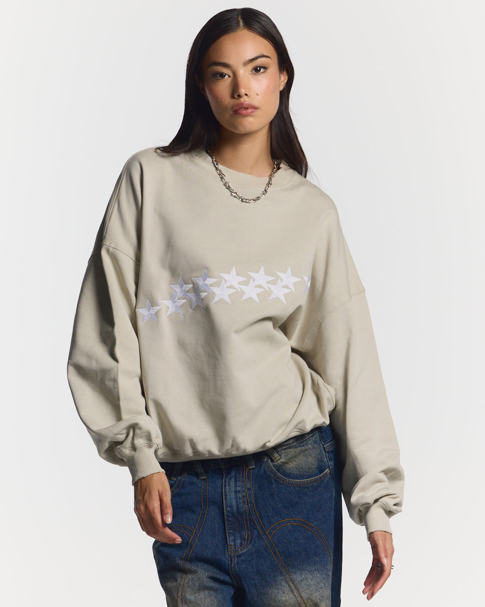 STARS CREWNECK PALE GREY