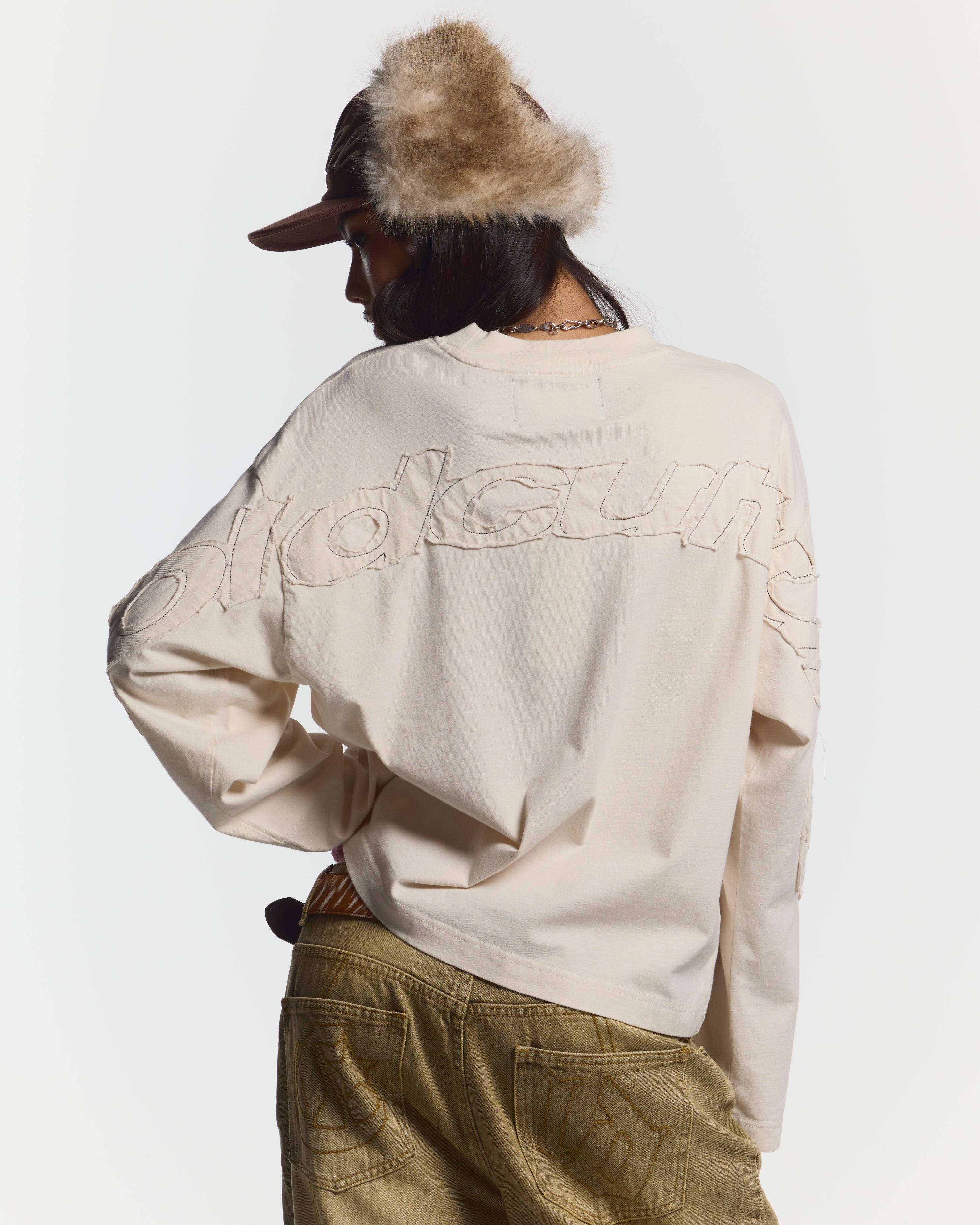 DISTRESS CURVED LONGSLEEVE LIGHT GREY