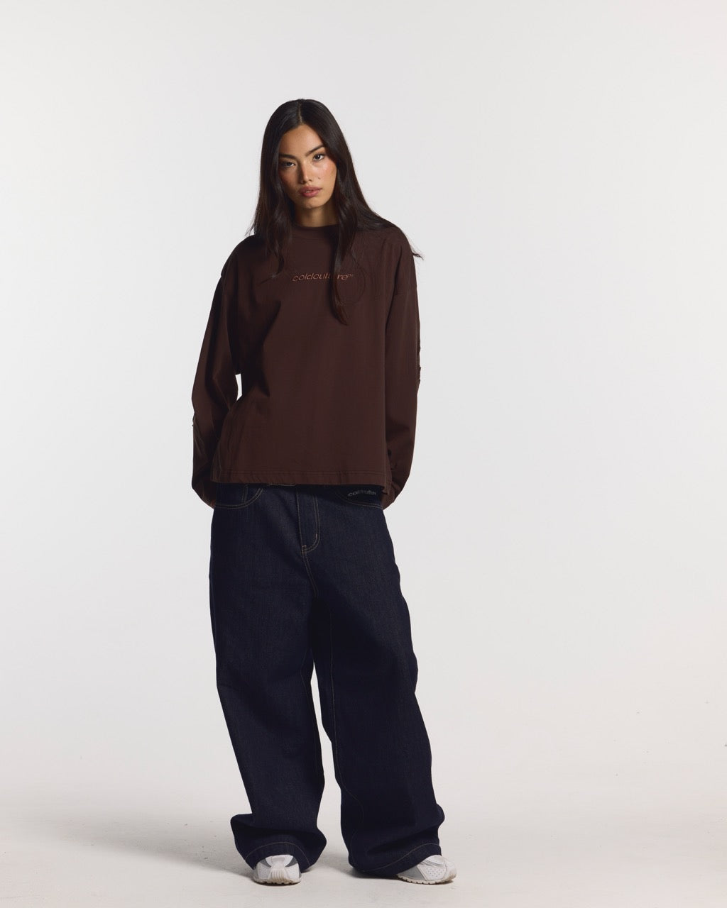 DISTRESS CURVED LONGSLEEVE BROWN