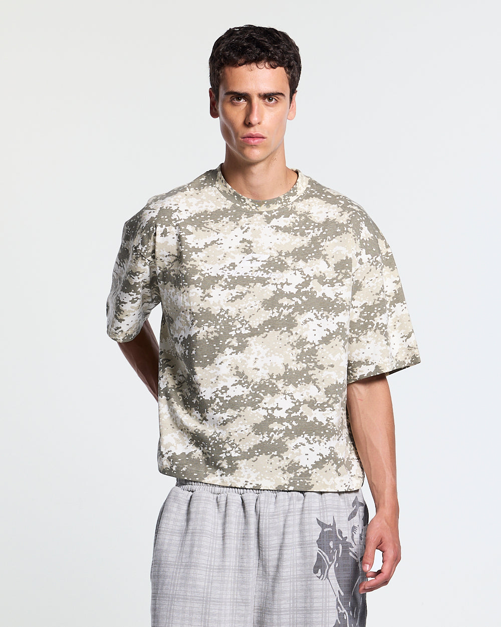GROUND CURVED TEE GREEN