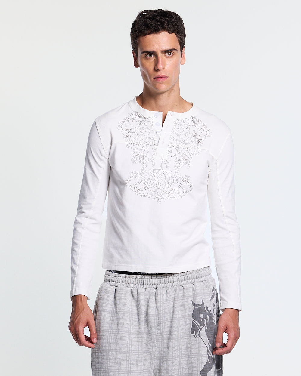 IDENTITY LONGSLEEVE WHITE