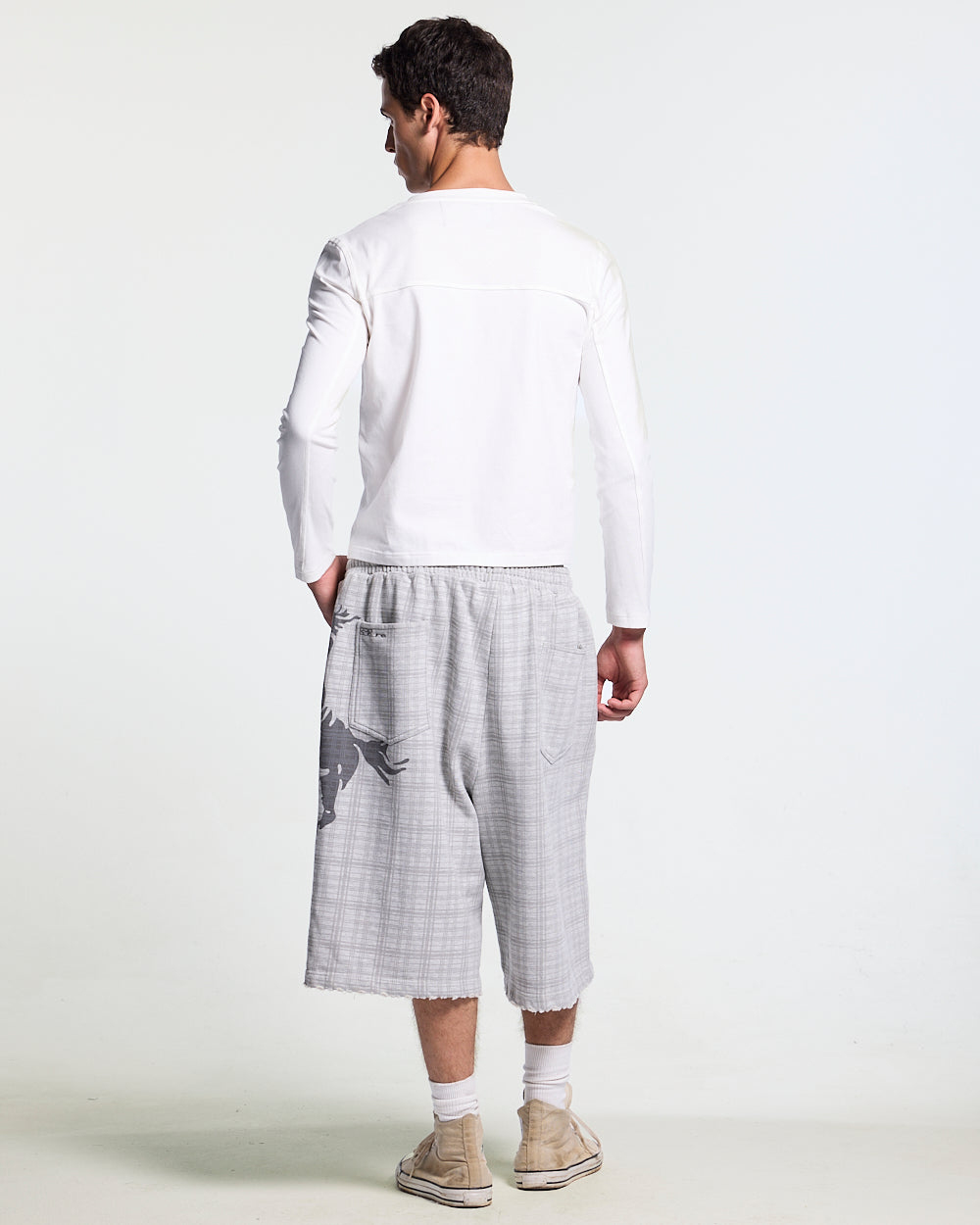 IDENTITY LONGSLEEVE WHITE