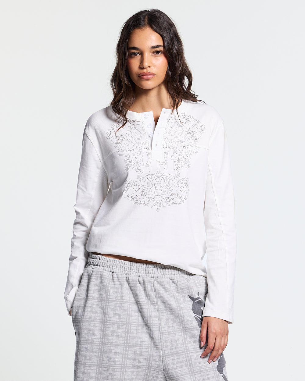 IDENTITY LONGSLEEVE WHITE