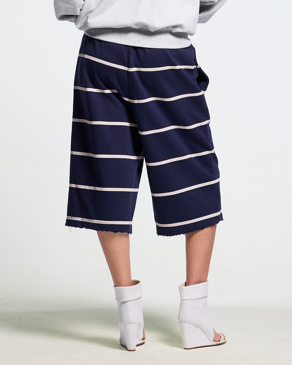 STALLION SHORT SWEATPANTS NAVY