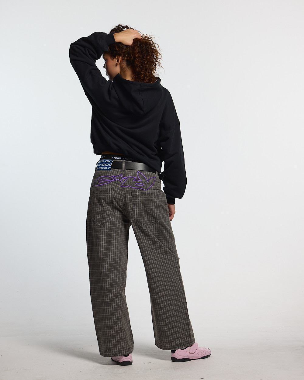 TEASE ME HOODIE BLACK