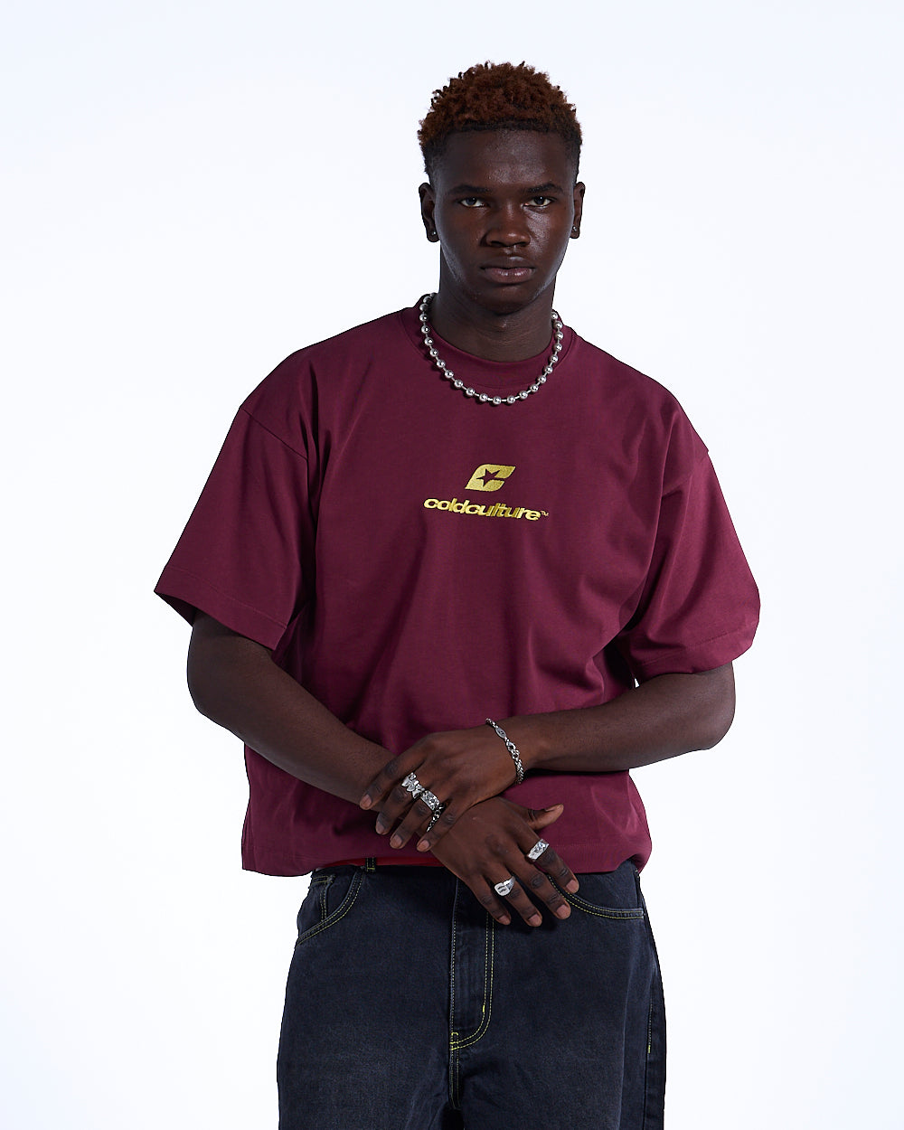 CURVED TEE BURGUNDY & YELLOW