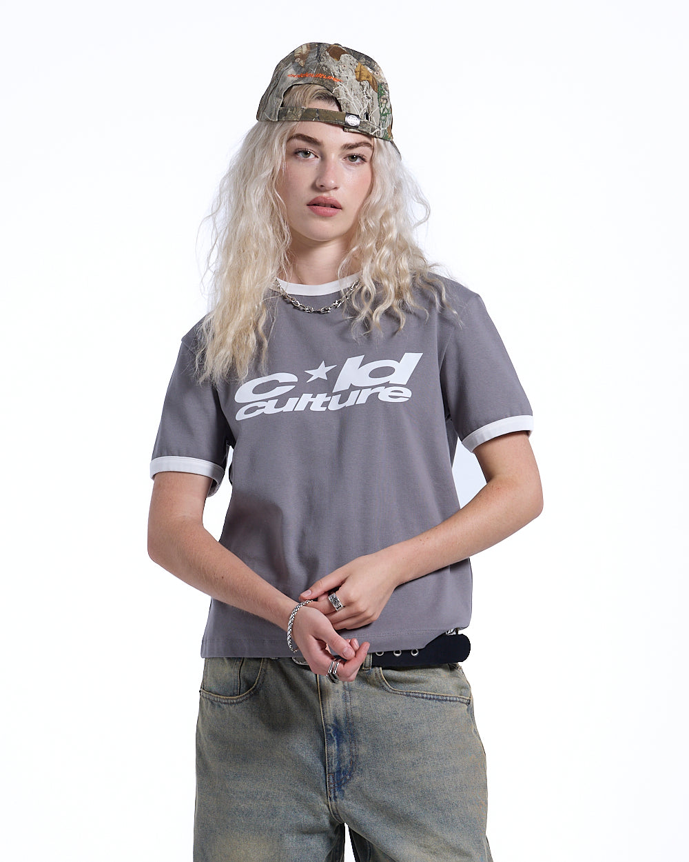 HARPER TEE ASH GREY AND WHITE