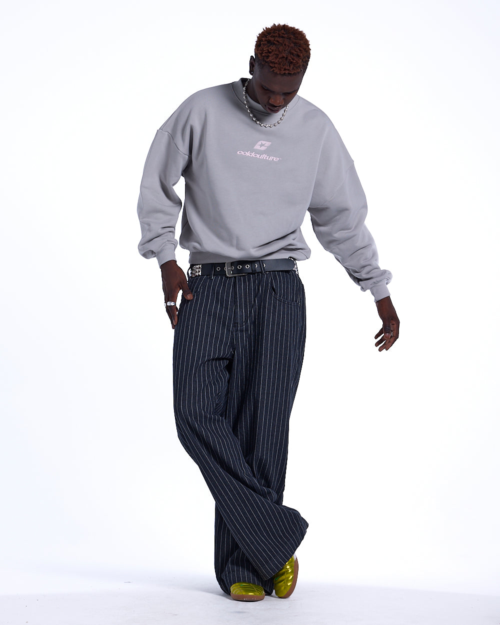 CURVED CREWNECK GREY