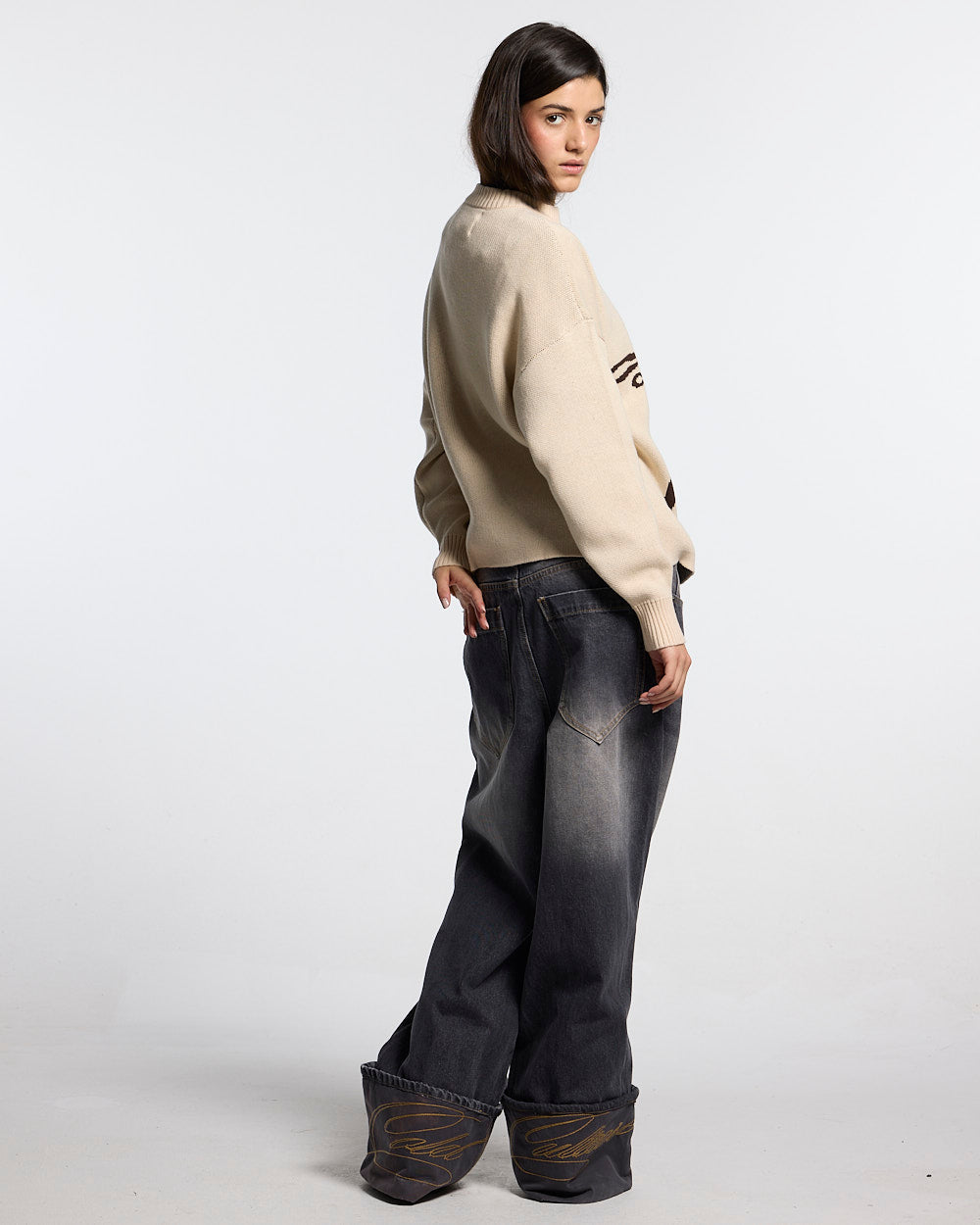 POISON KNIT CREAM AND BROWN