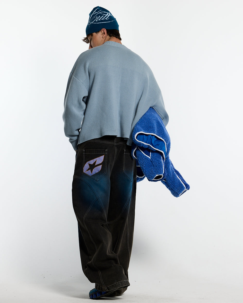 SPIDER KNIT LIGHT BLUE