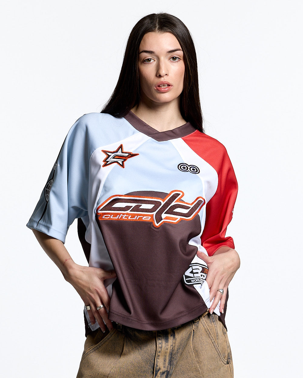 HOCKEY PLAYER TEE BROWN/ORANGE RED