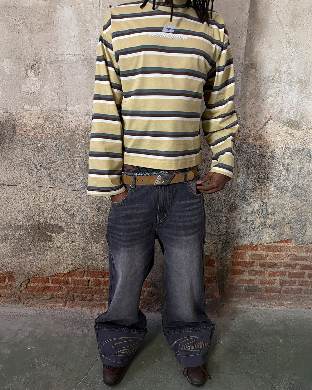 RAY CURVED LONGSLEEVE YELLOW & BROWN