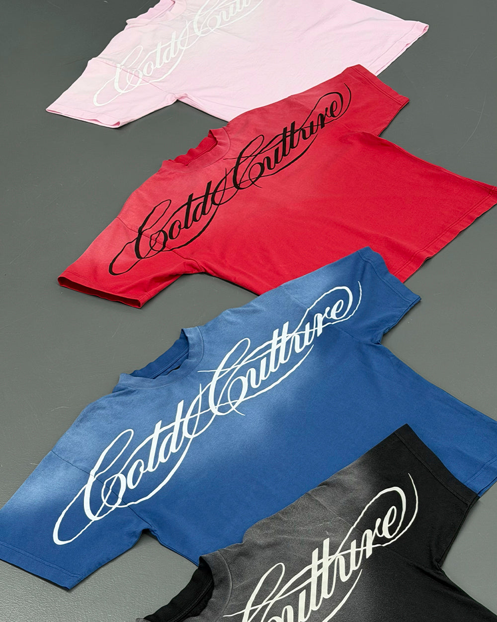 CROSSED SCRIPT TEE RED