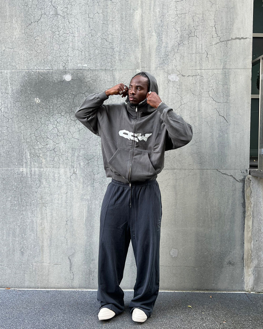 _0077_globetrotter-zip-hoodie-grey3.jpg