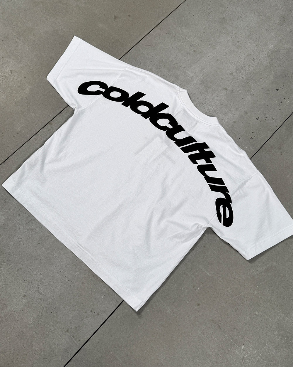 CURVED TEE WHITE