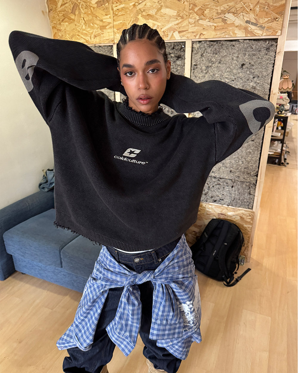 COZY CURVED KNITWEAR BLACK