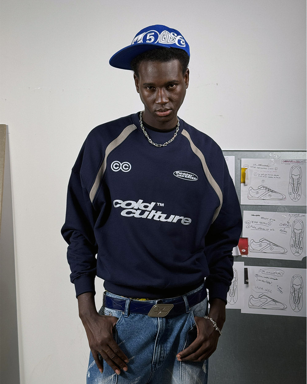 DETAILED CREWNECK INDIGO BLUE
