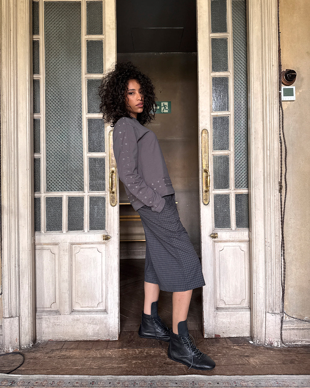 CHECK PARACHUTE JORT DARK GREY