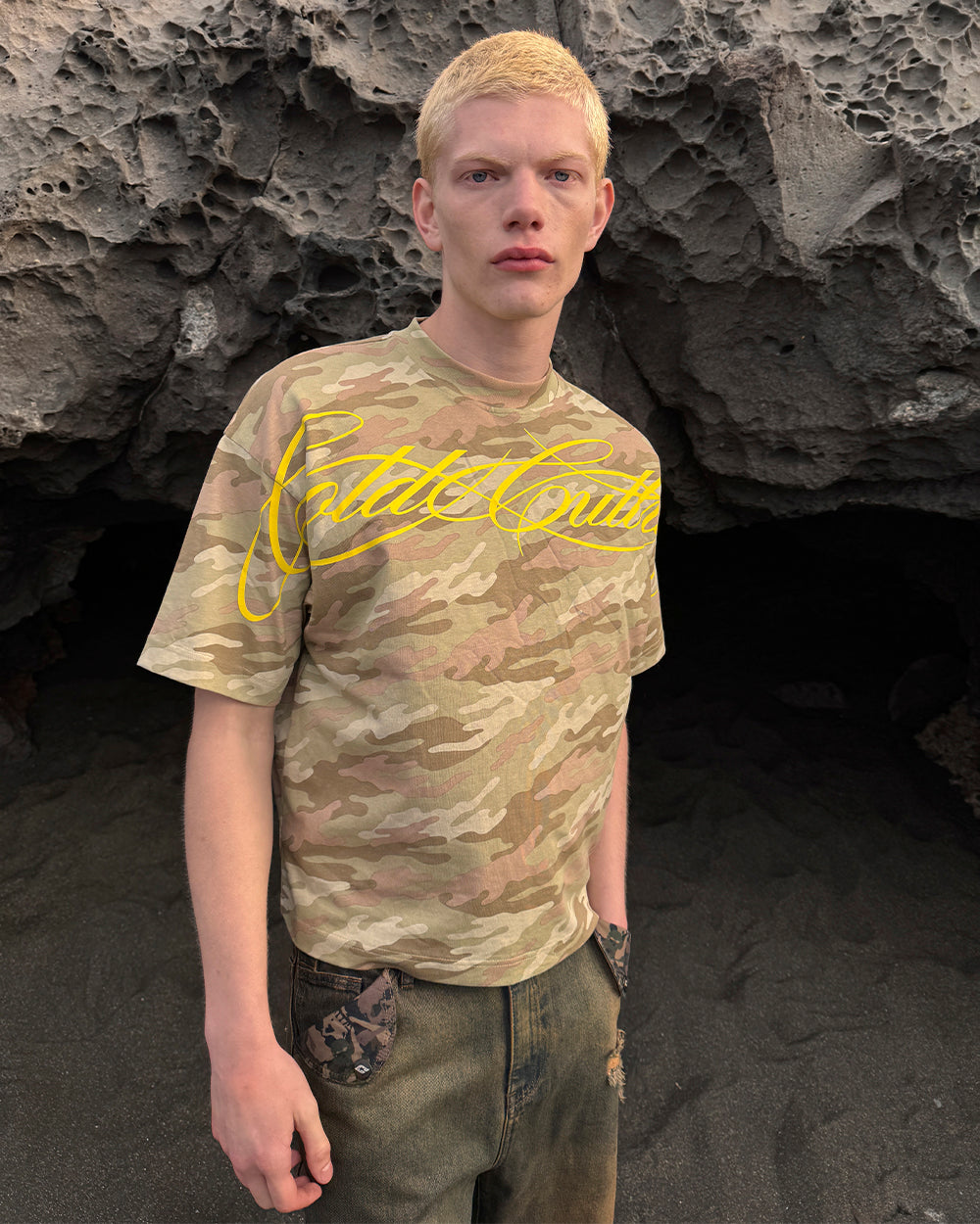CROSSED SCRIPT TEE CAMO