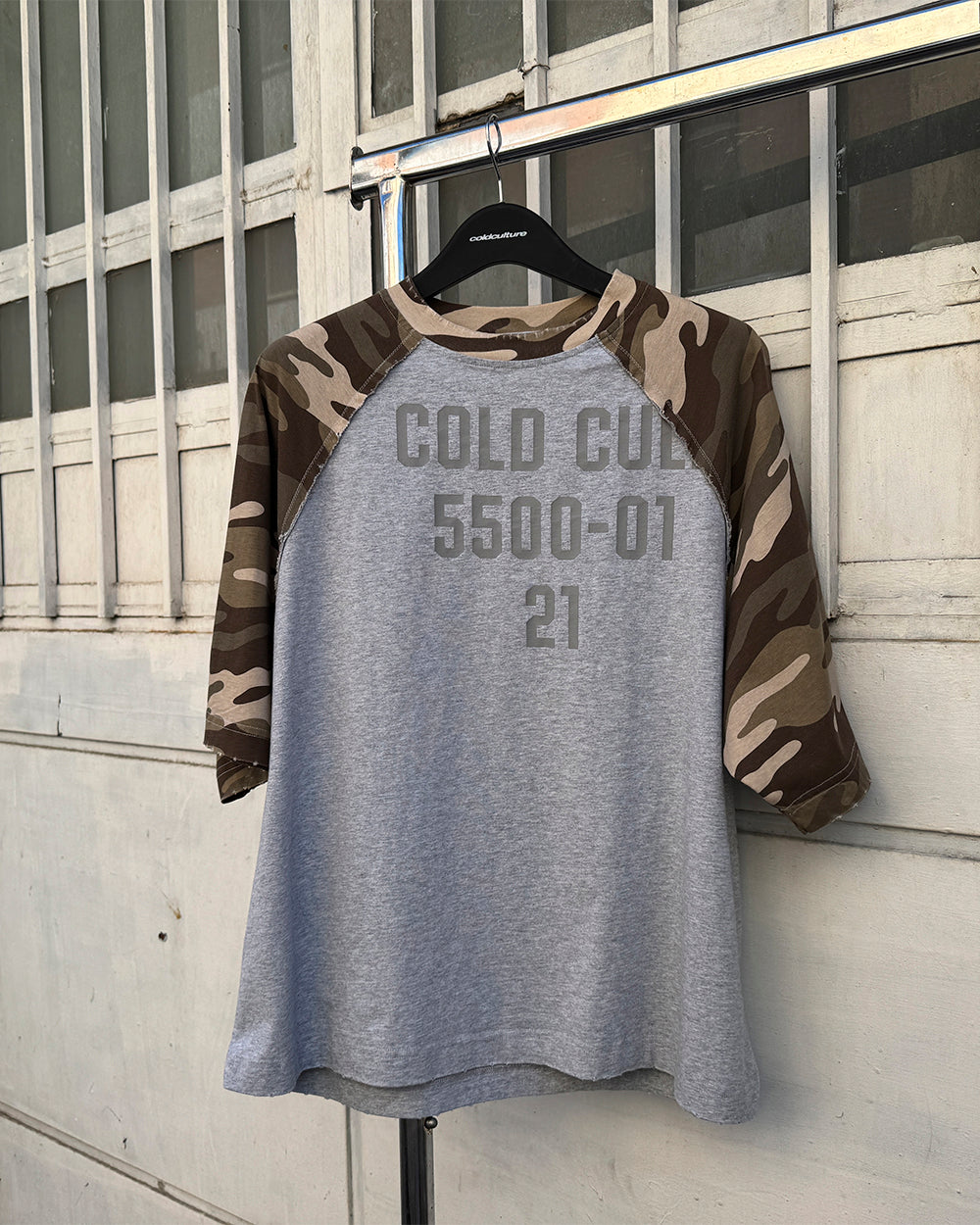 CHAINS CAMO TEE GREY