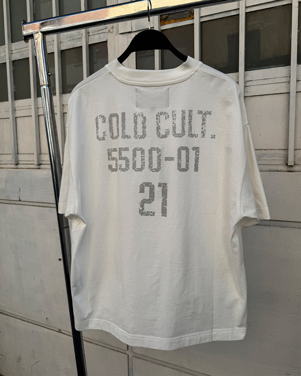 BOARDING TEE WHITE
