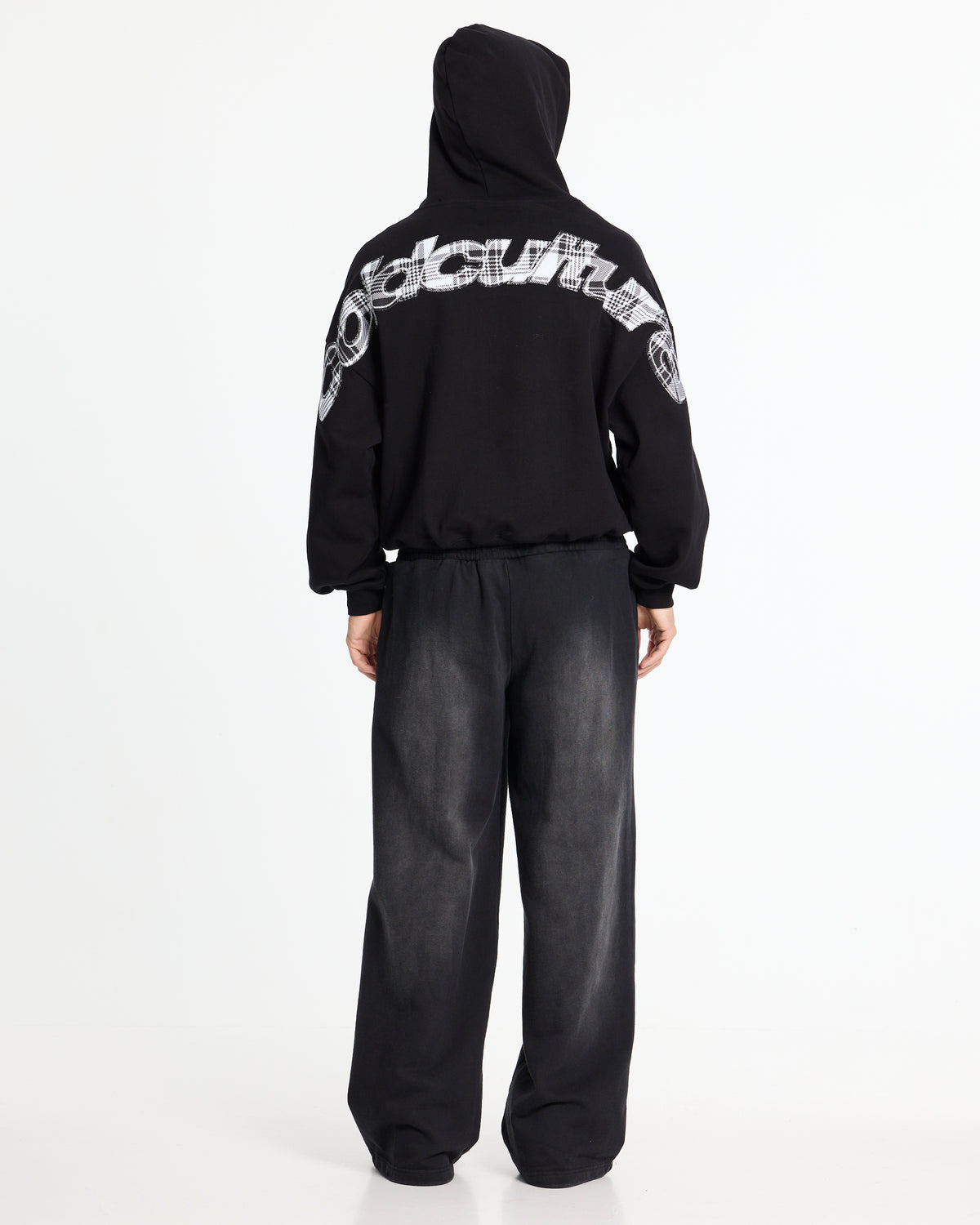 TARTAN CURVED HOODIE BLACK - Cold Culture