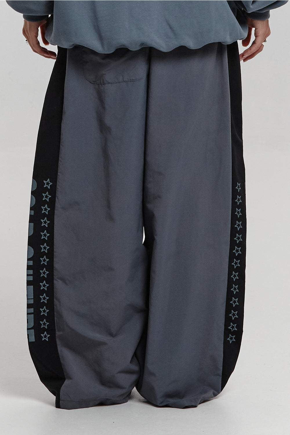 SIDE STRIPE STARS SWEATPANTS DARK GREY