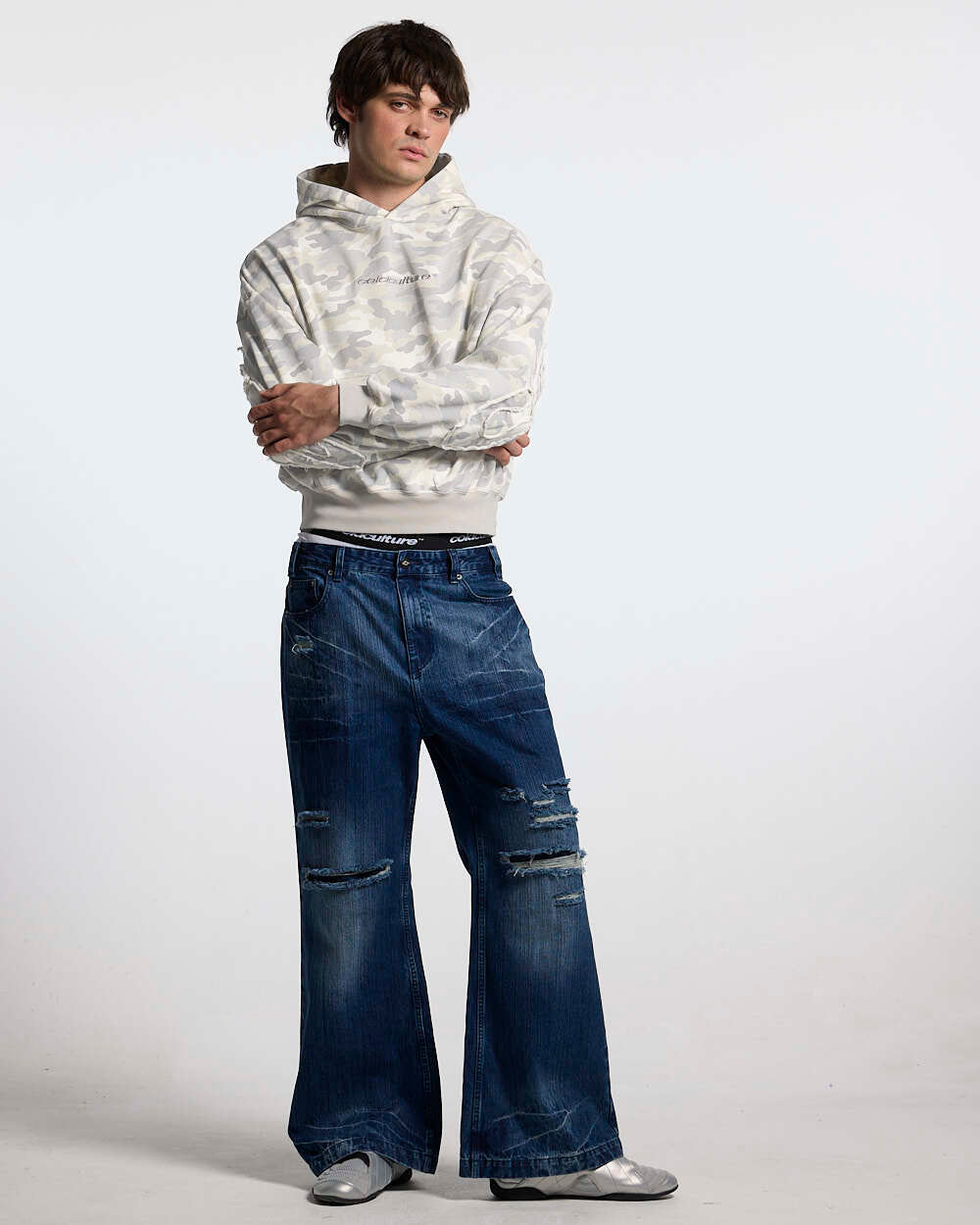 DISTRESS CURVED HOODIE CAMO GREY