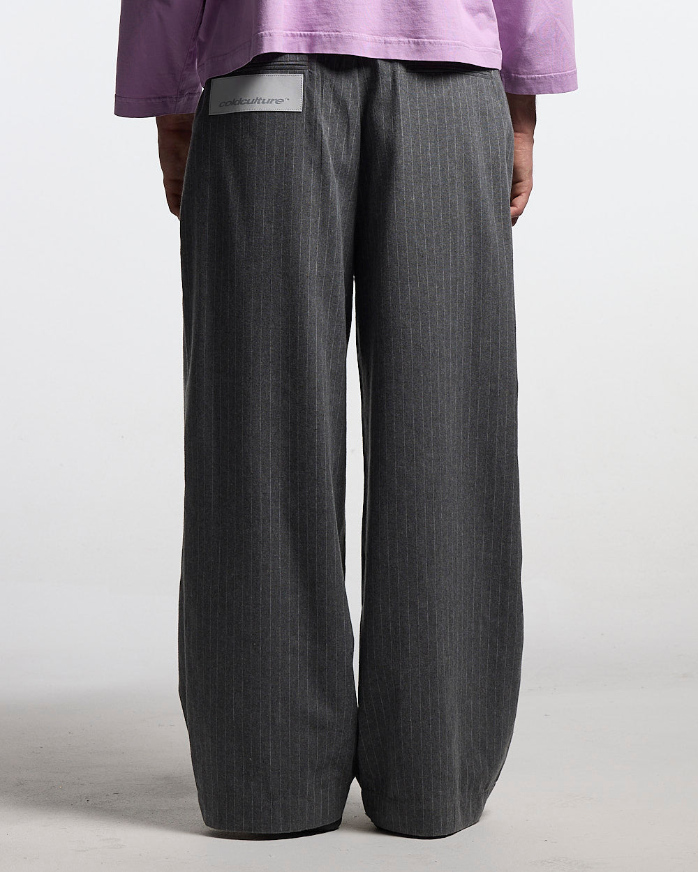 SEAM EFFECT LINE PANTS GREY