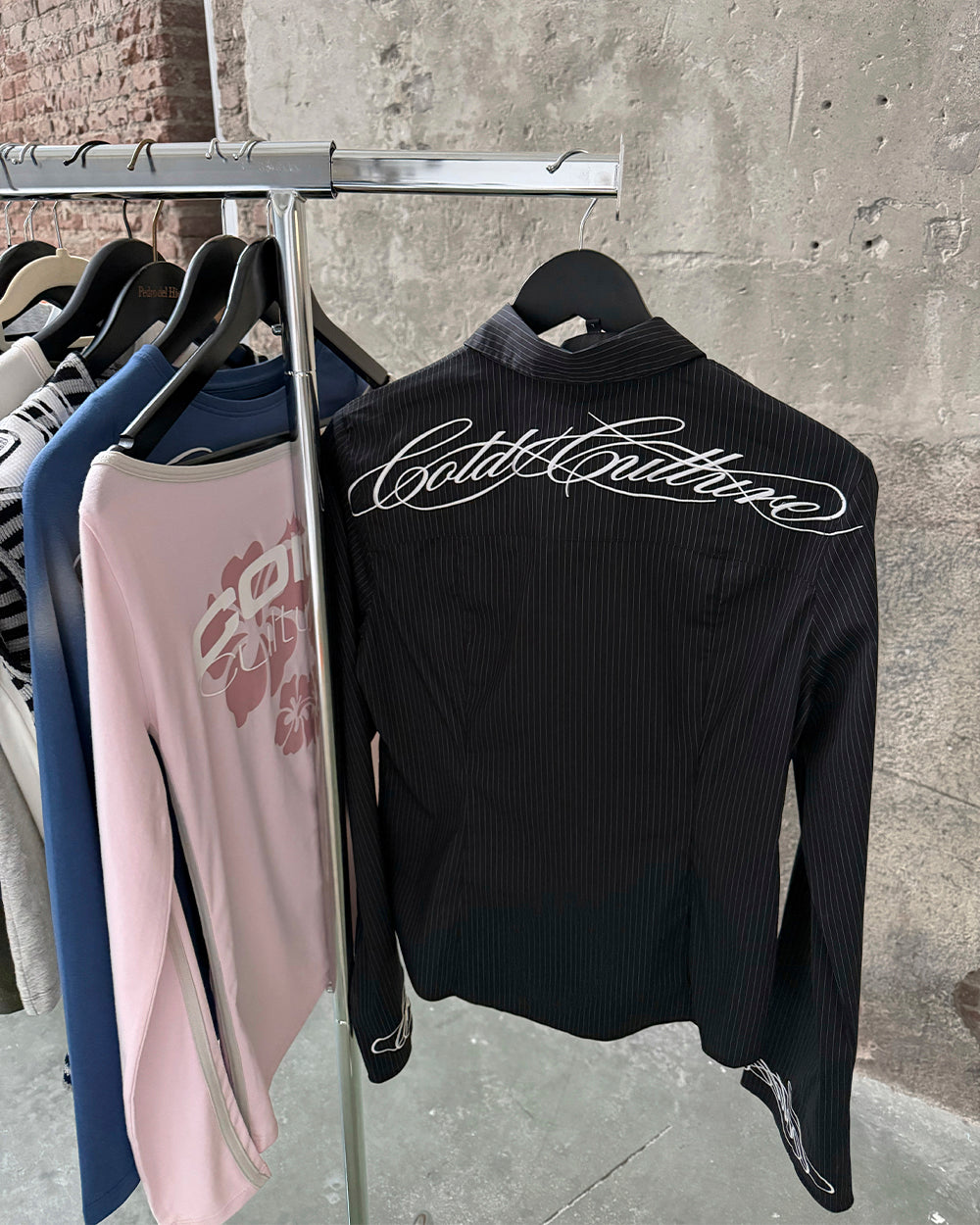 SCRIPT WORLDWIDE SHIRT DARK GREY