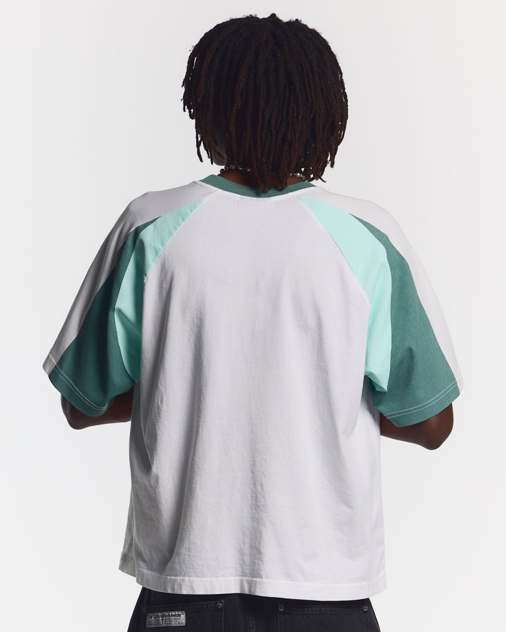 AIRBORNE TEE WHITE AND GREEN - COLD CULTURE