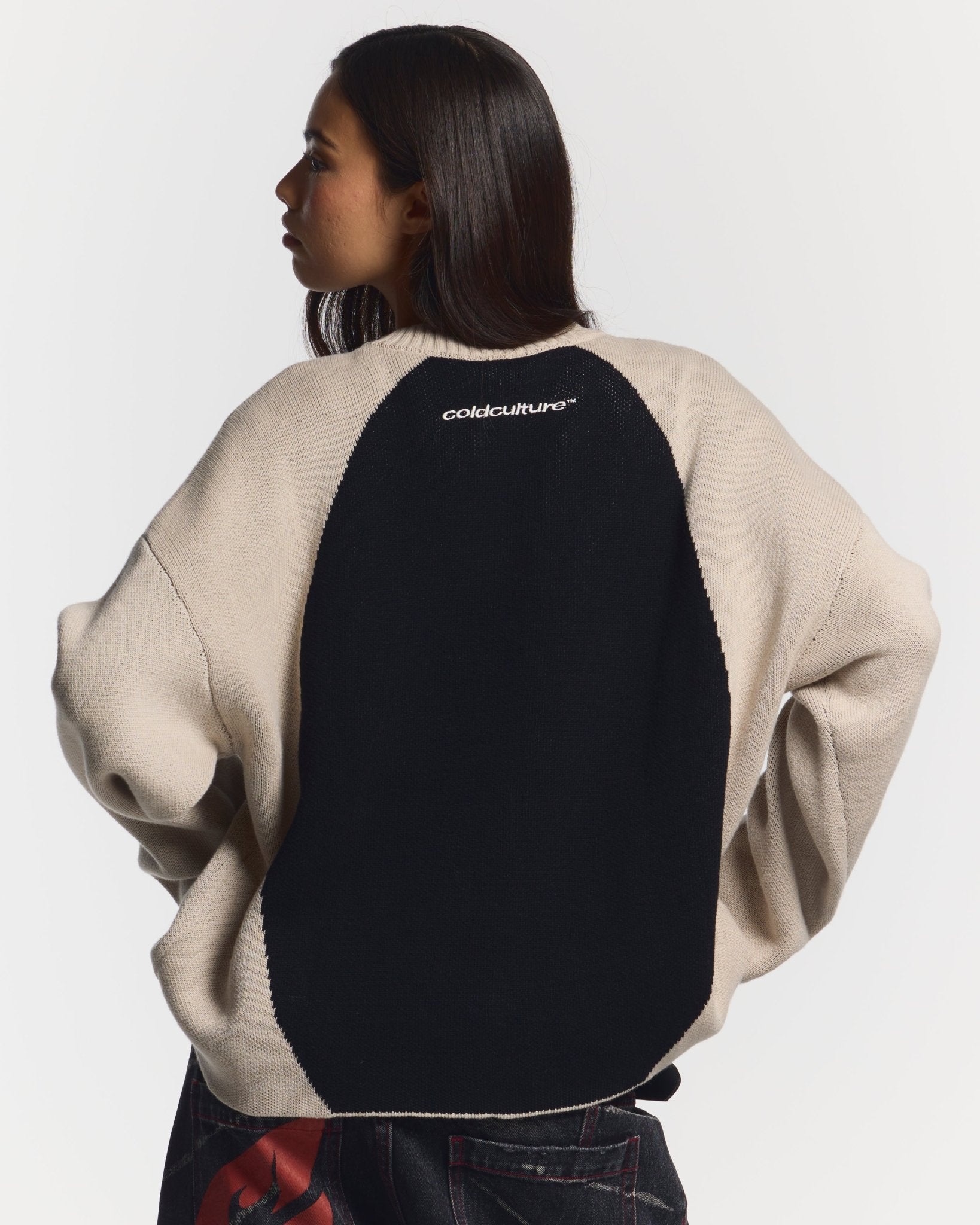 ALPHA KNIT BEIGE & BLACK - COLD CULTURE