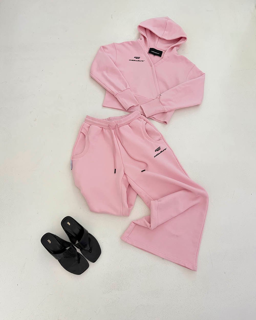 BALLET SWEATPANTS BABY PINK - Cold Culture