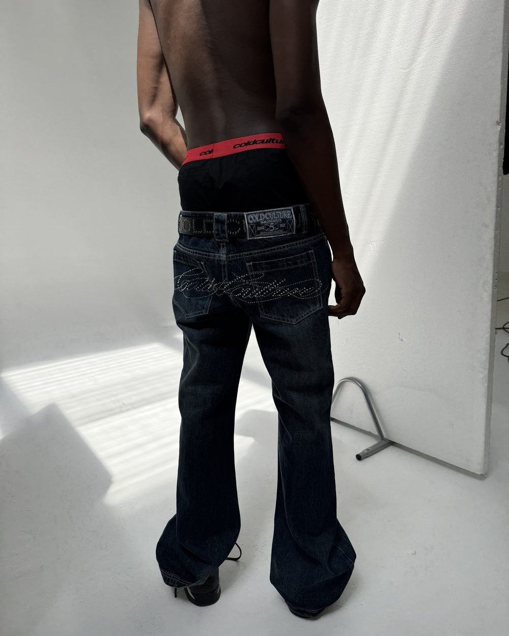 BLING BOOTCUT RAW DENIM - Cold Culture