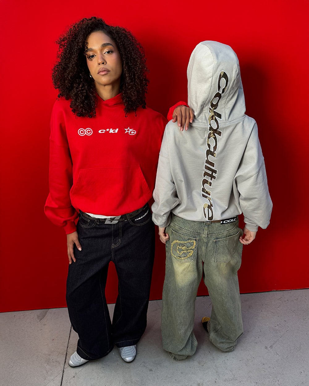 CURVED ZIP HOODIE CREAM