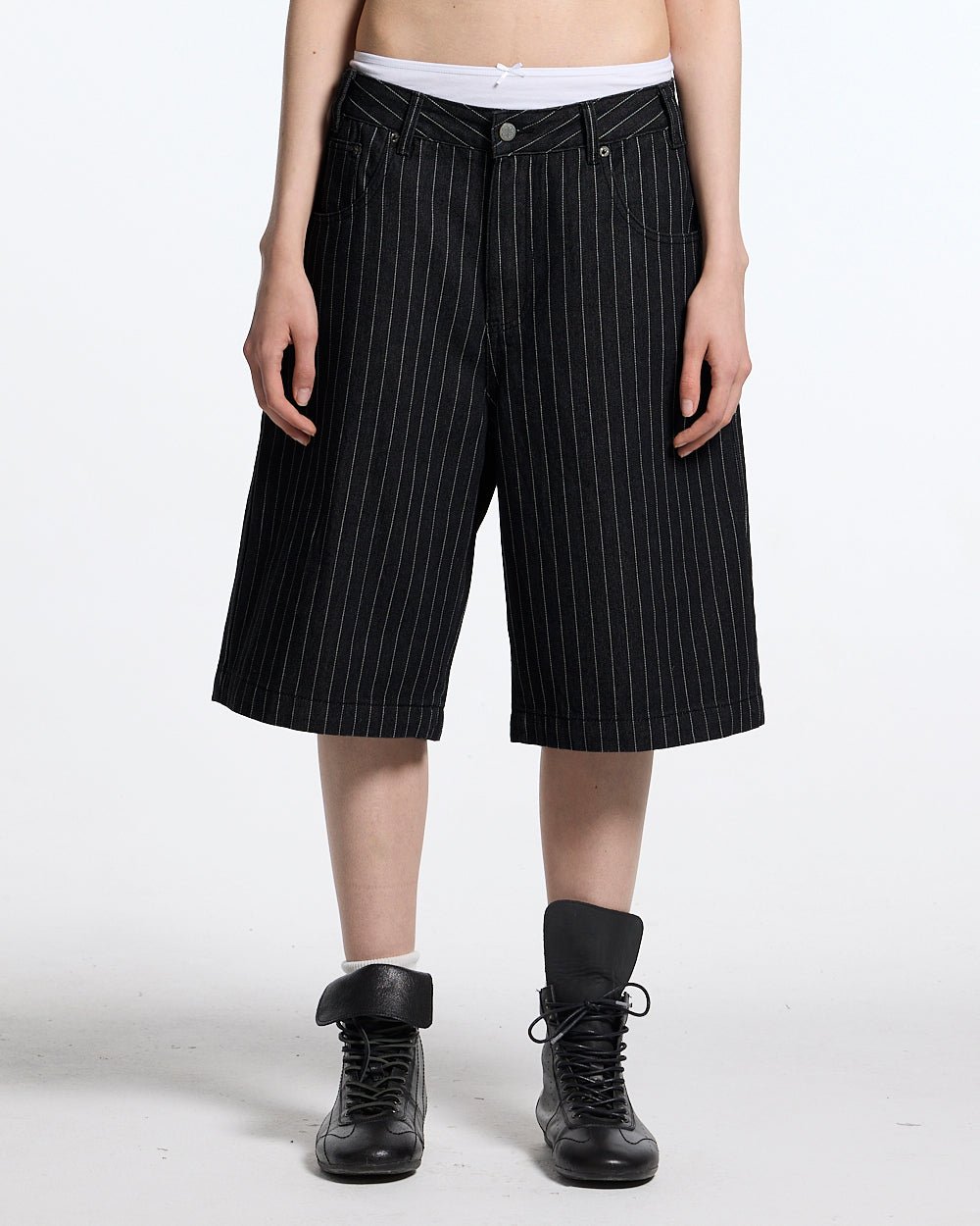 CASINO SHORT BLACK - Cold Culture #woman