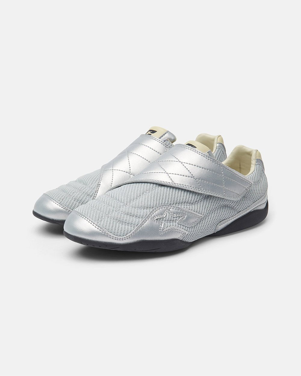 COLD HOOK SNEAKER SILVER - Cold Culture
