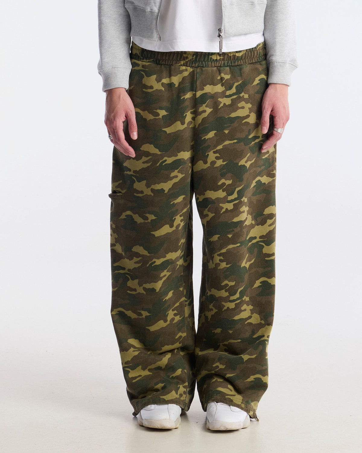 CREW SWEATPANTS CAMO - Cold Culture