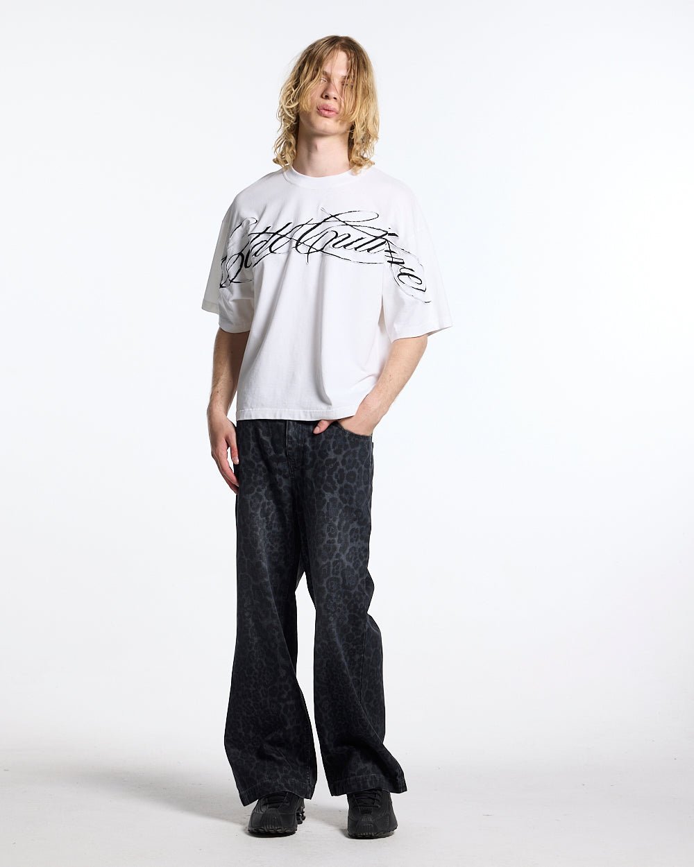 CROSSED SCRIPT TEE 2.0 WHITE - Cold Culture
