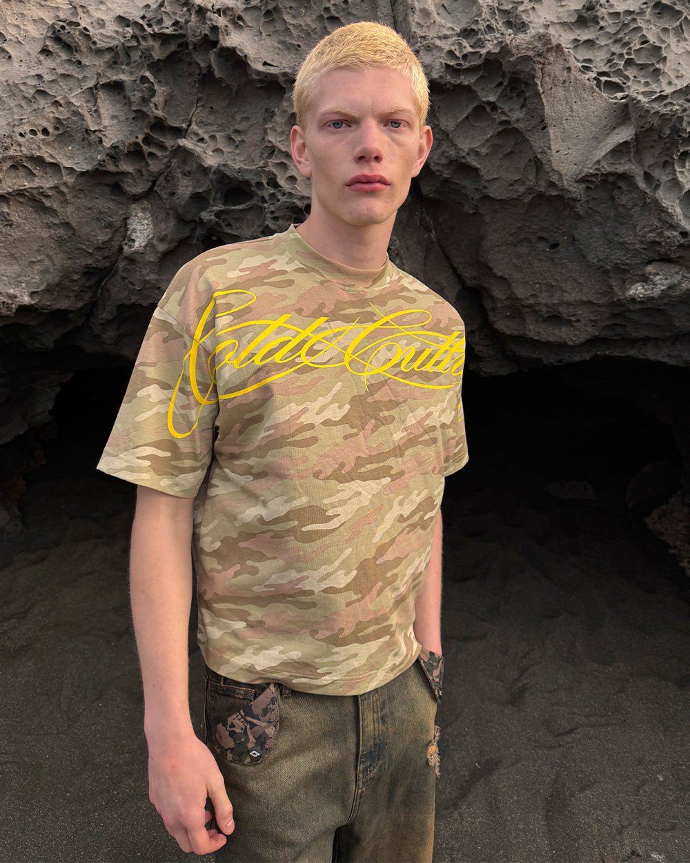 CROSSED SCRIPT TEE CAMO - Cold Culture