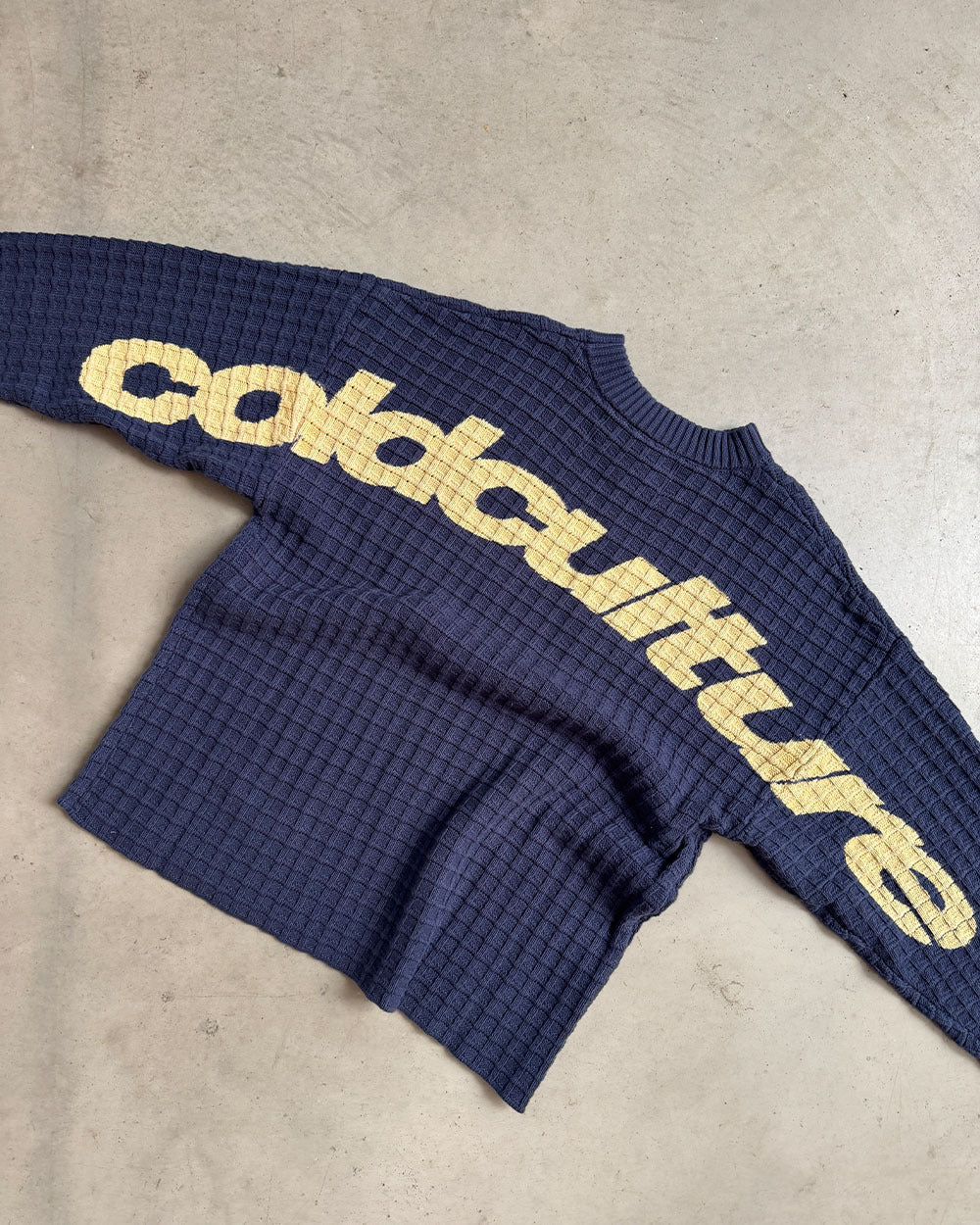 CRUNCHY WAFFLE KNIT NAVY AND YELLOW - Cold Culture