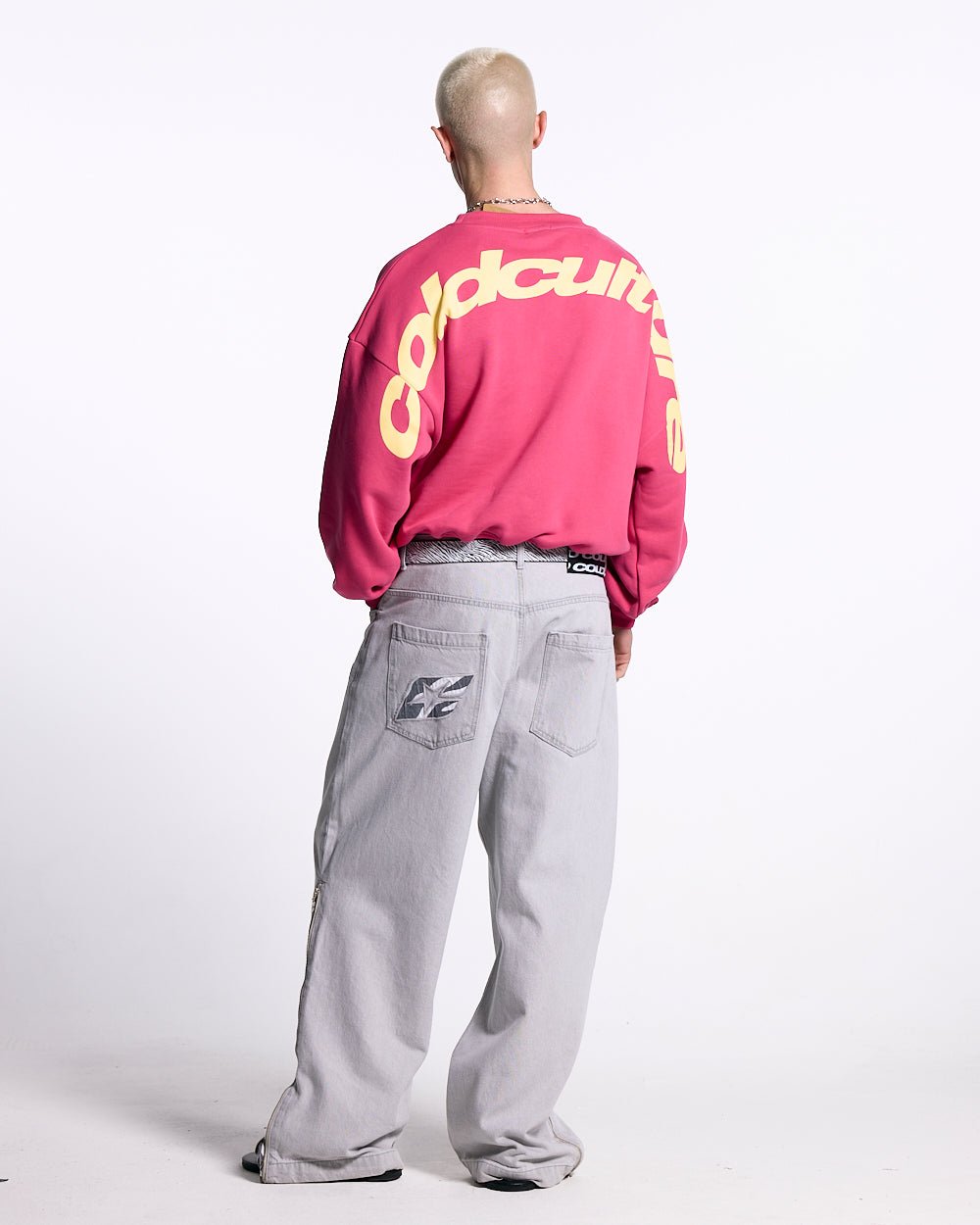 CURVED CREWNECK PINK - COLD CULTURE