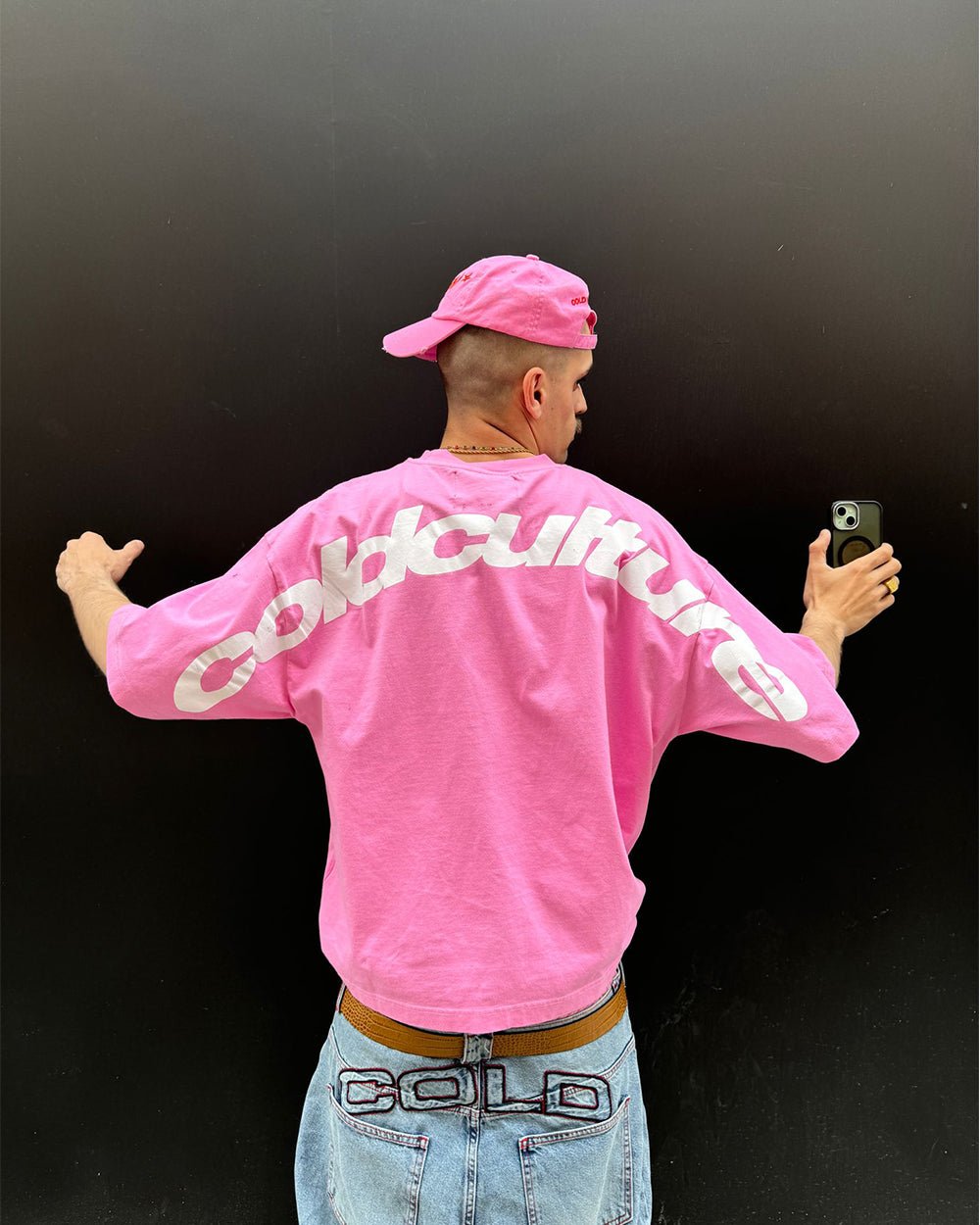 CURVED TEE FUCHSIA PINK - COLD CULTURE