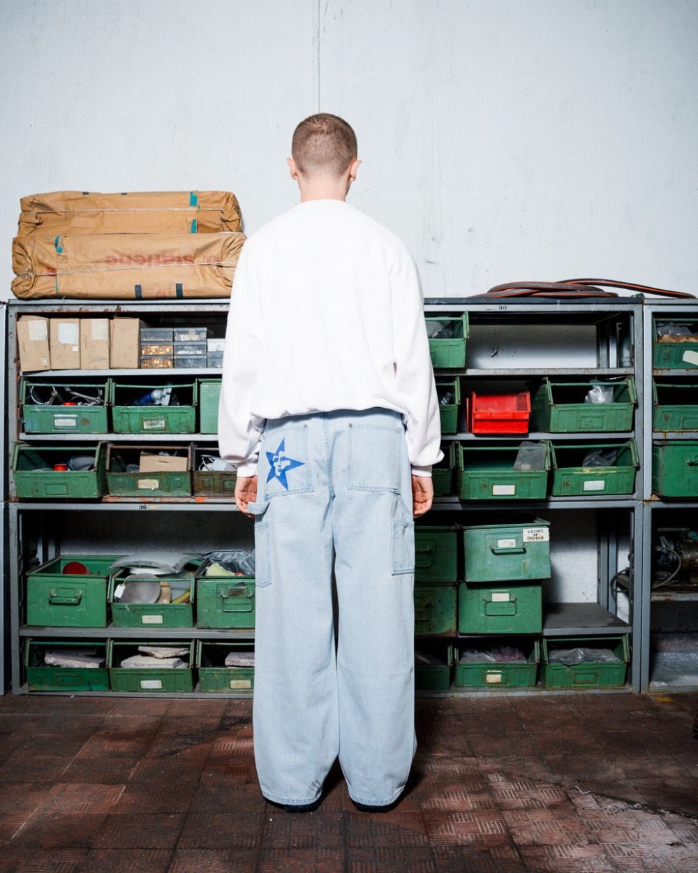 DAILY CARGO CREWNECK WHITE - COLD CULTURE