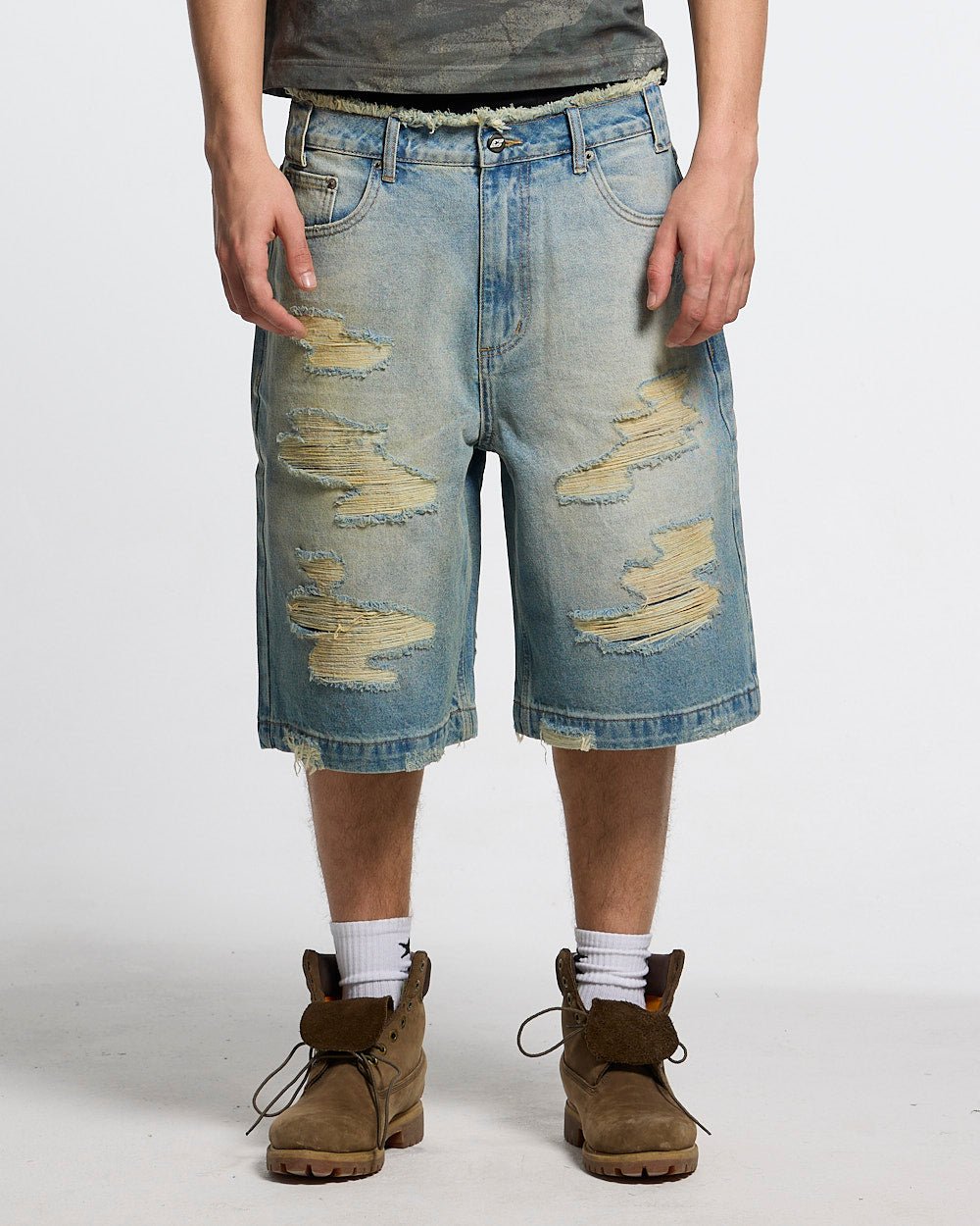 DISRUPT SHORTS LIGHT BLUE - Cold Culture