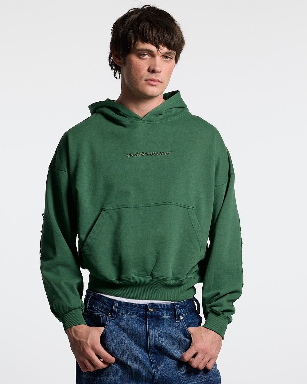 DISTRESS CURVED HOODIE GREEN - Cold Culture
