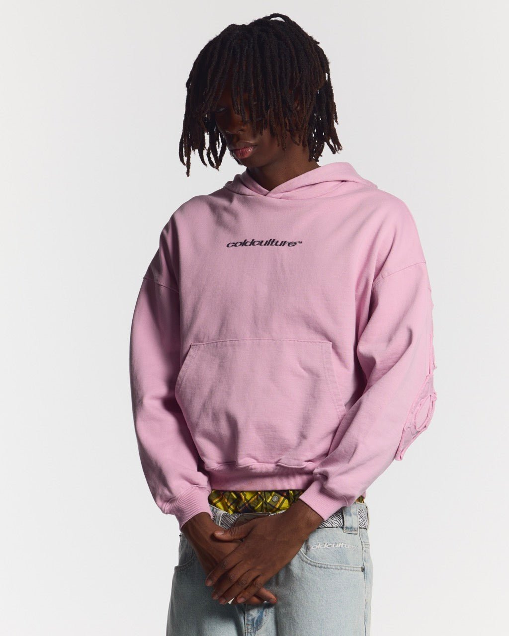 DISTRESS CURVED HOODIE PINK