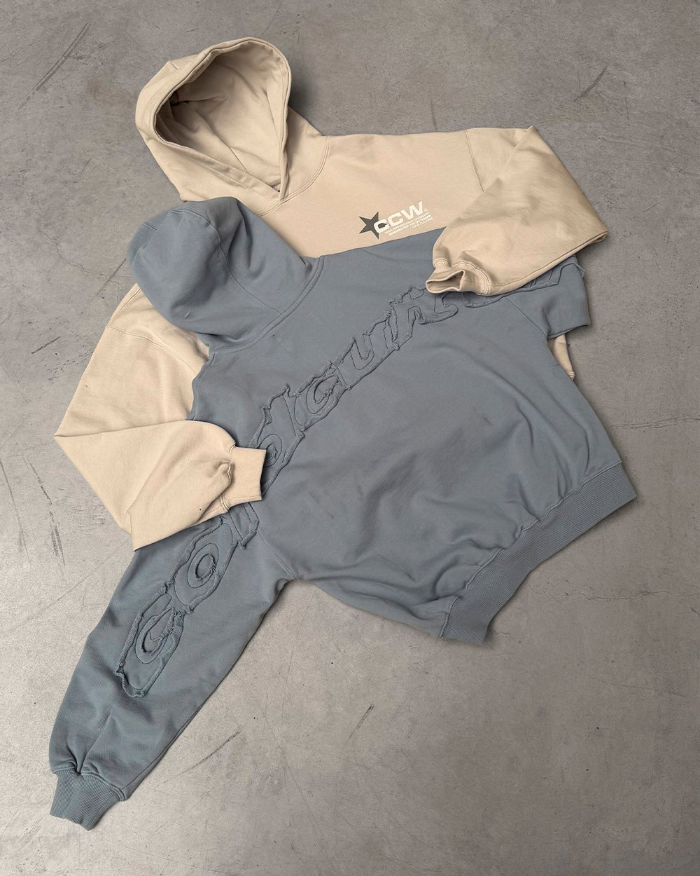 DISTRESS CURVED HOODIE SHADY BLUE - Cold Culture