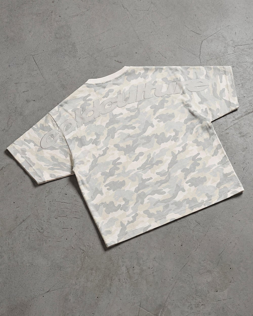 DISTRESS CURVED TEE CAMO GREY - Cold Culture