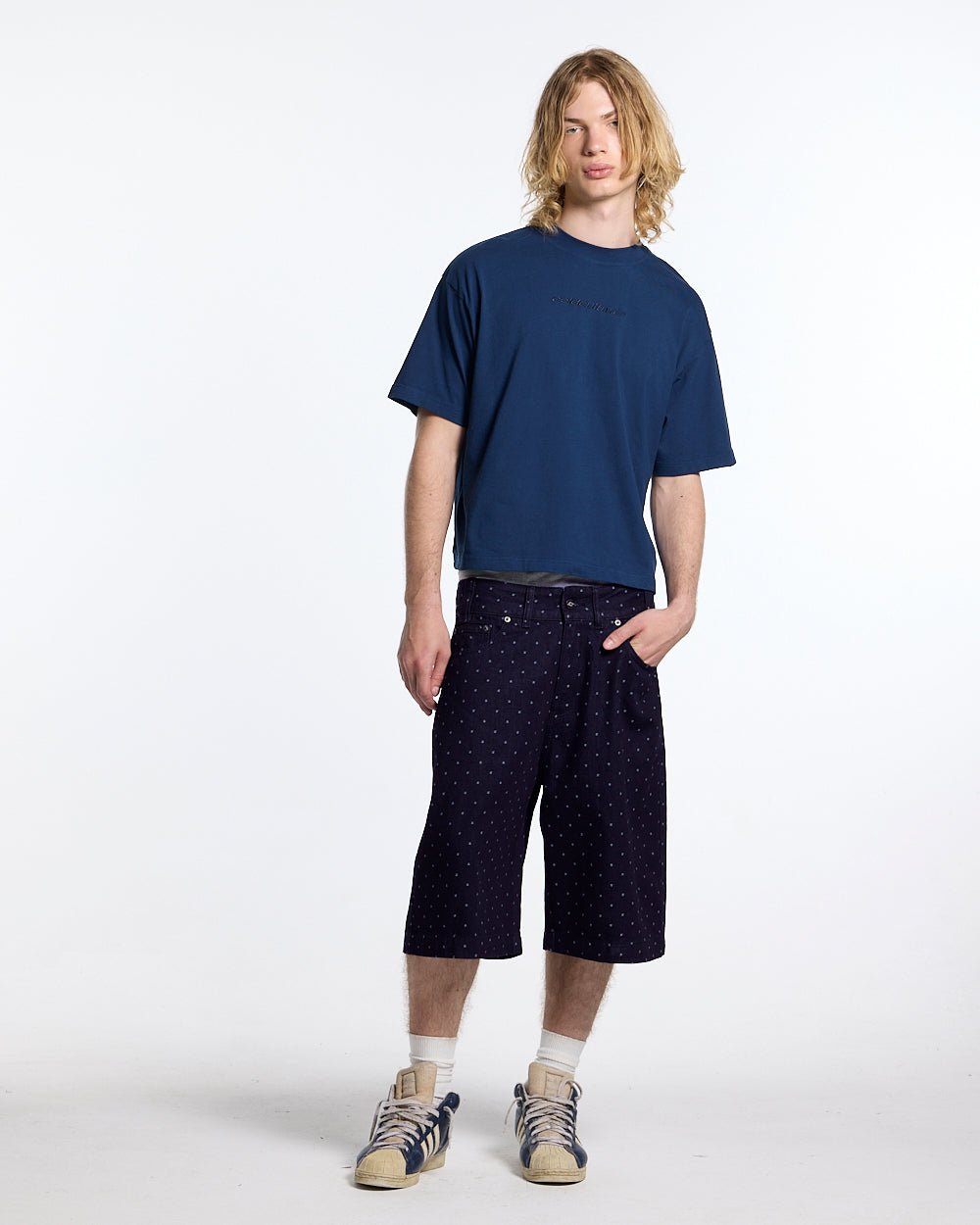 DISTRESS CURVED TEE NAVY - Cold Culture